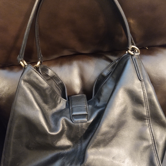 Sold!!COACH Edie 32221 Black Leather Satchel - Picture 6 of 10